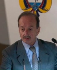 Dr. Alvaro Moncayo Medina