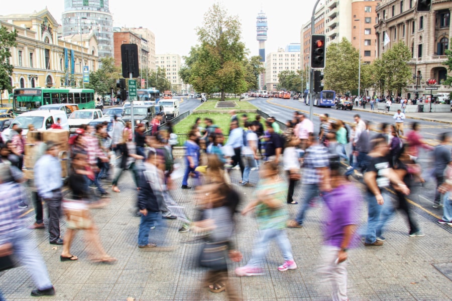 INDISCIPLINA SOCIAL. ANÁLISIS Y APROXIMACIÓN CAUSAL