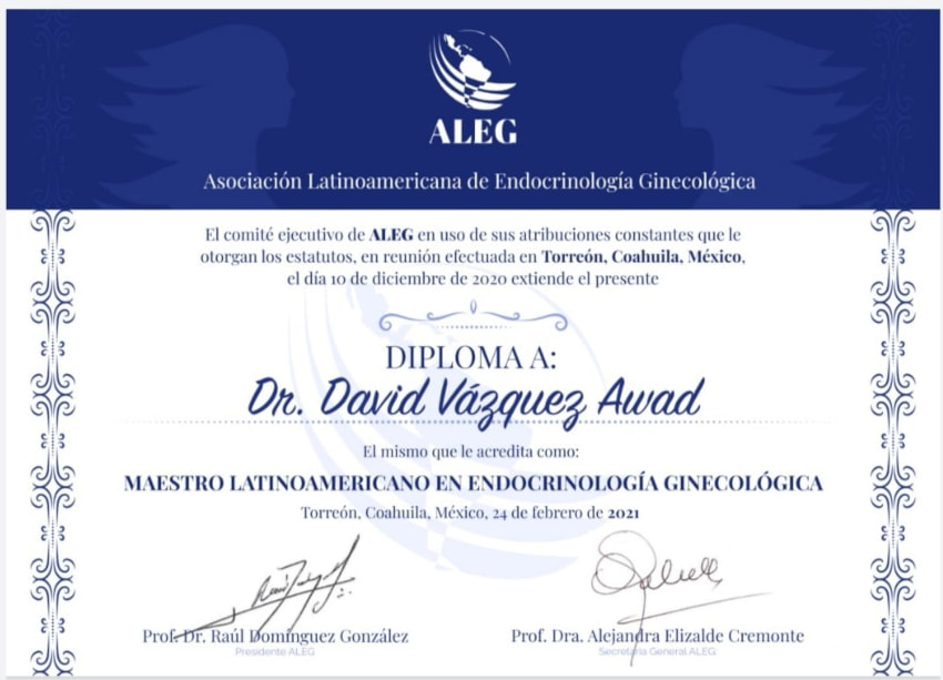 Distinción al doctor David Vásquez Awad