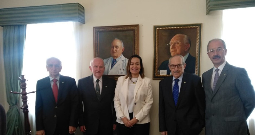 Ministra de Salud y Protección Social-Carolina Corcho y Junta Directiva ANM