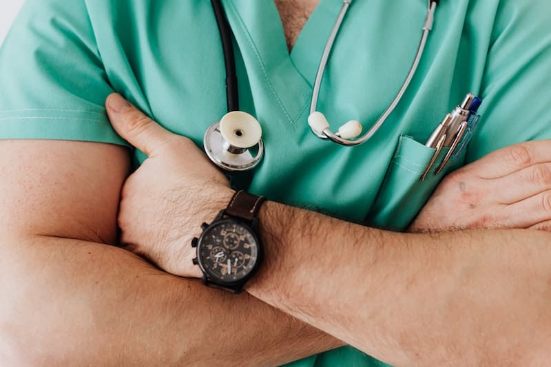 médicos-comunitarios