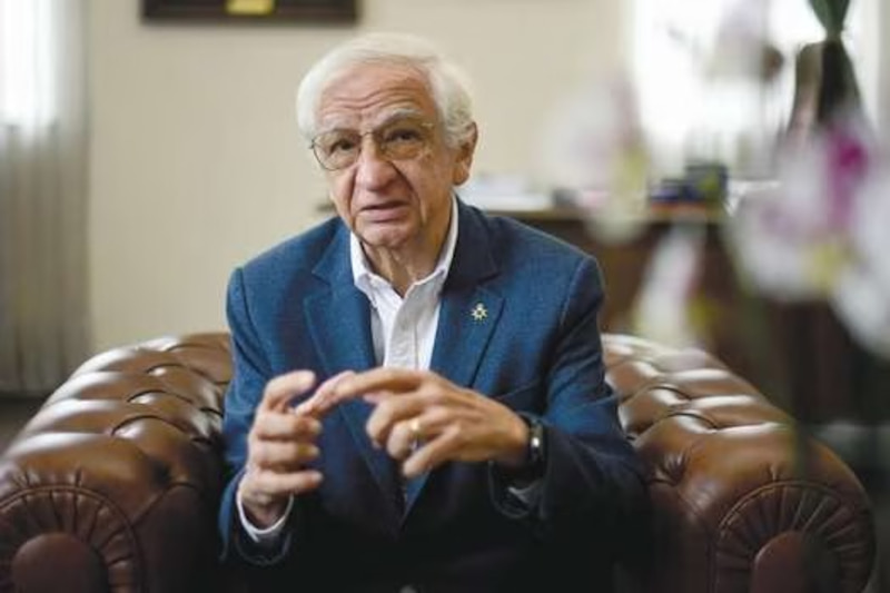 Dr-Gabriel-Carrasquilla-Presidente-Academia-Nacional-de-Medicina-Colombia