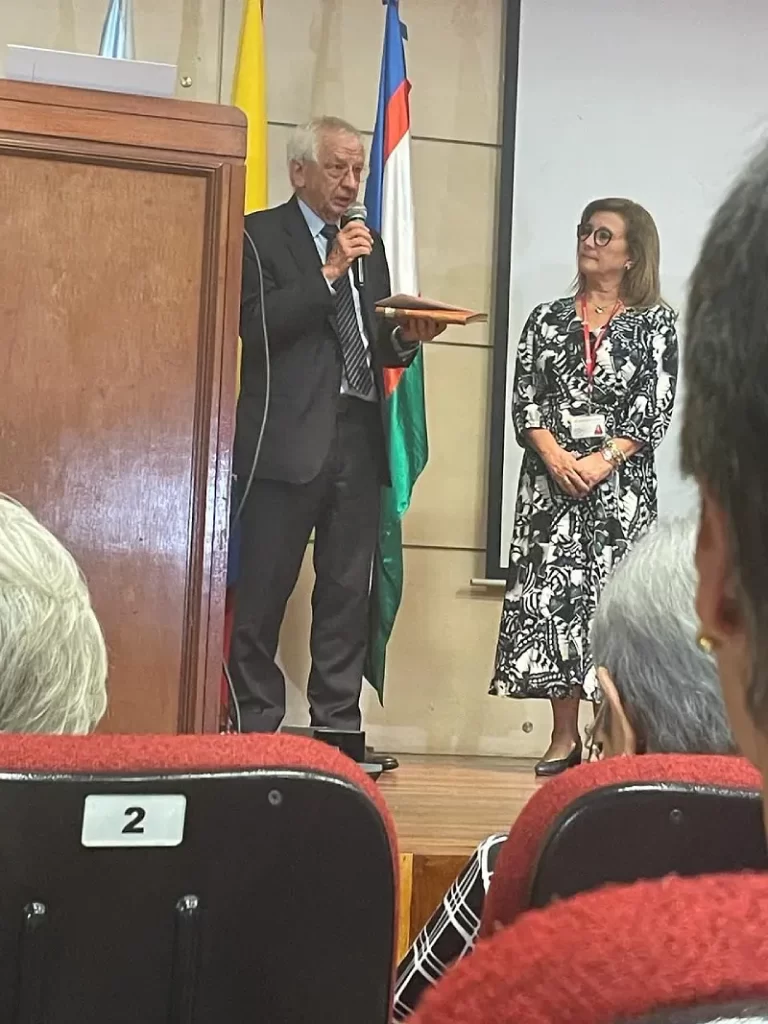 Homenaje-al-doctor-Evaristo-Piedrahita-05