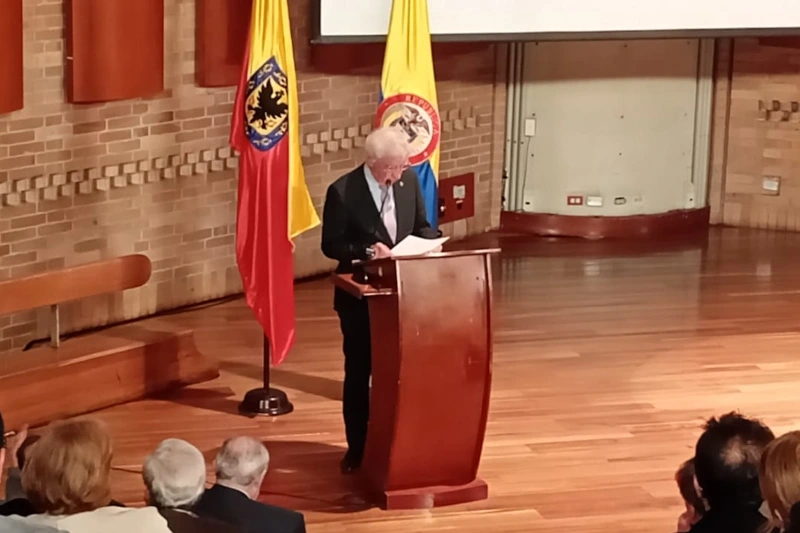 Dr.Gabriel_Carrasquilla_inauguracion_UMBRAL
